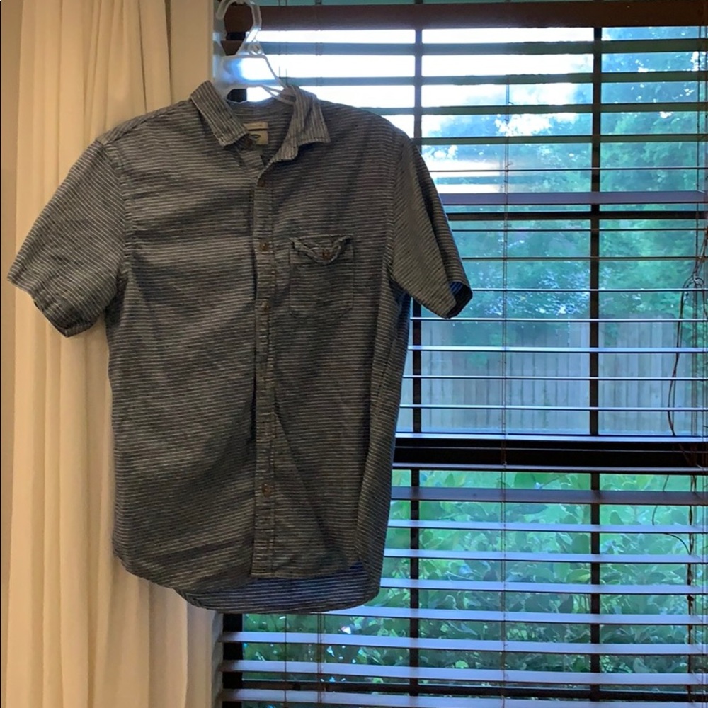 Men’s button down